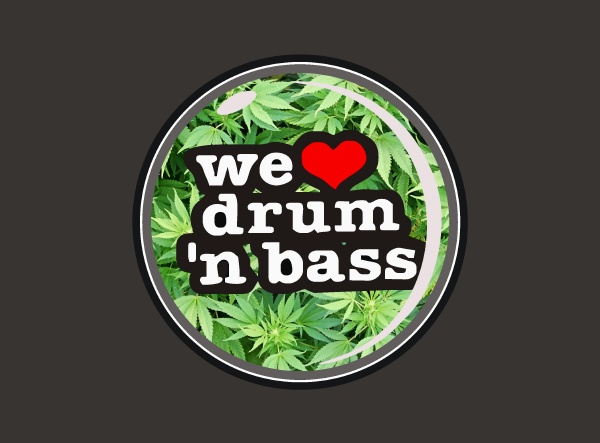 TEKNOSHOP Odznak We Love Drum 'n' Bass